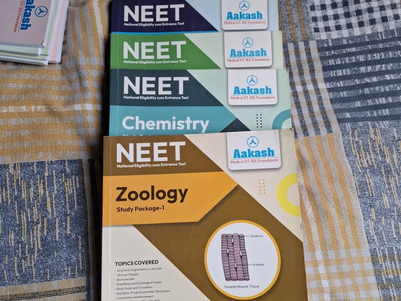 Aakash NEET modules |2026|full set of books and mindmaps also