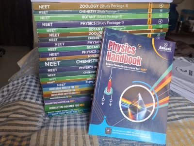 Aakash NEET modules |2026|full set of books and mindmaps also